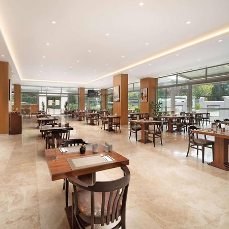 Ramada Plaza By Wyndham Istanbul Atakoy Istambul Exterior foto