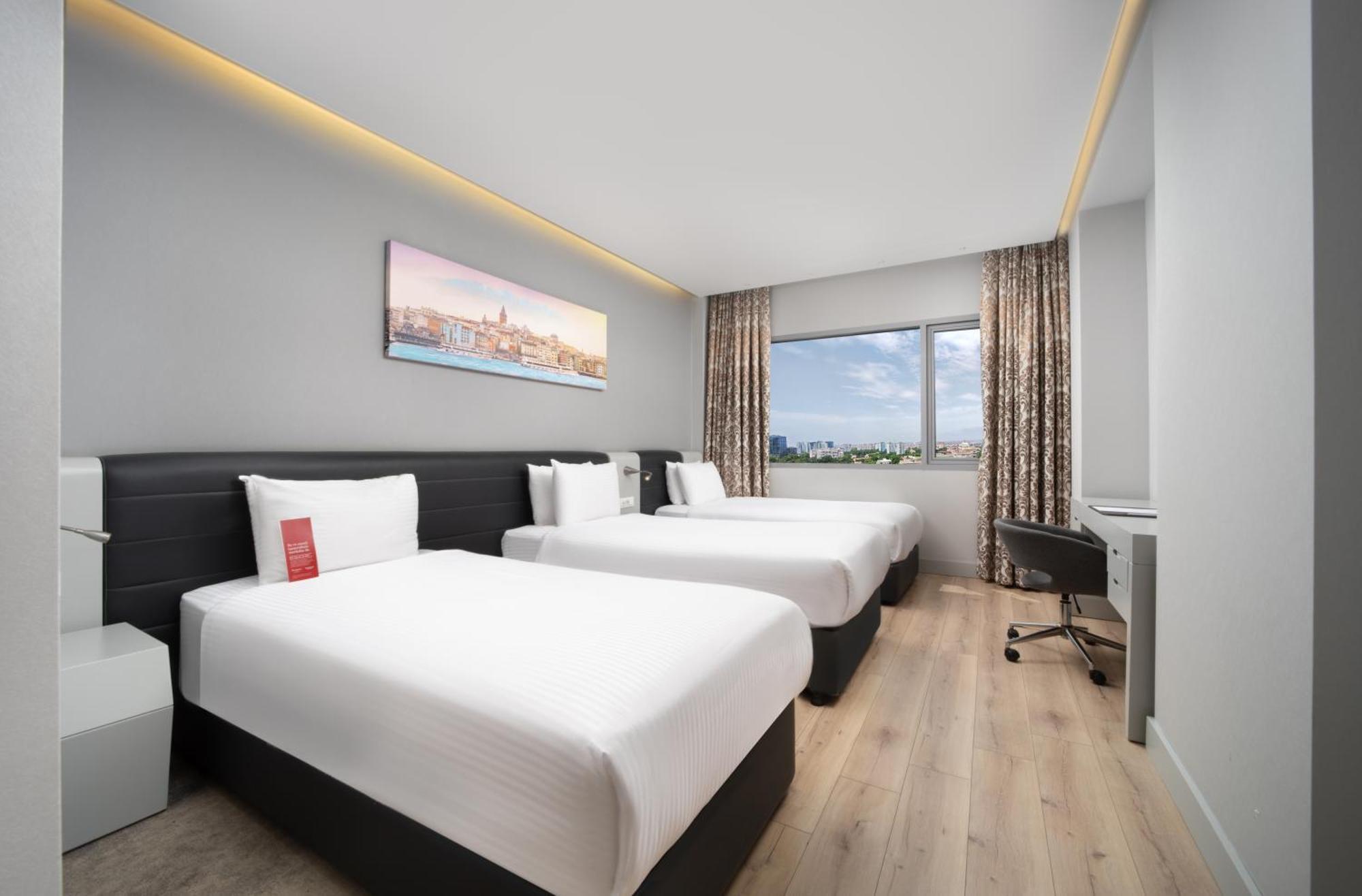 Ramada Plaza By Wyndham Istanbul Atakoy Istambul Exterior foto